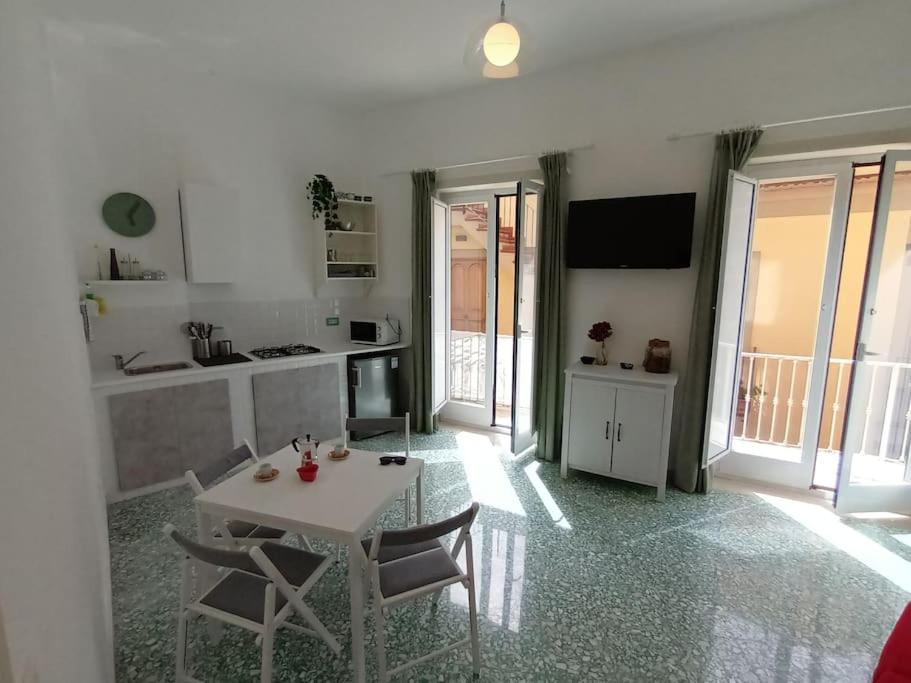 Green Apartment In Sorrento Coast Massa Lubrense Eksteriør billede